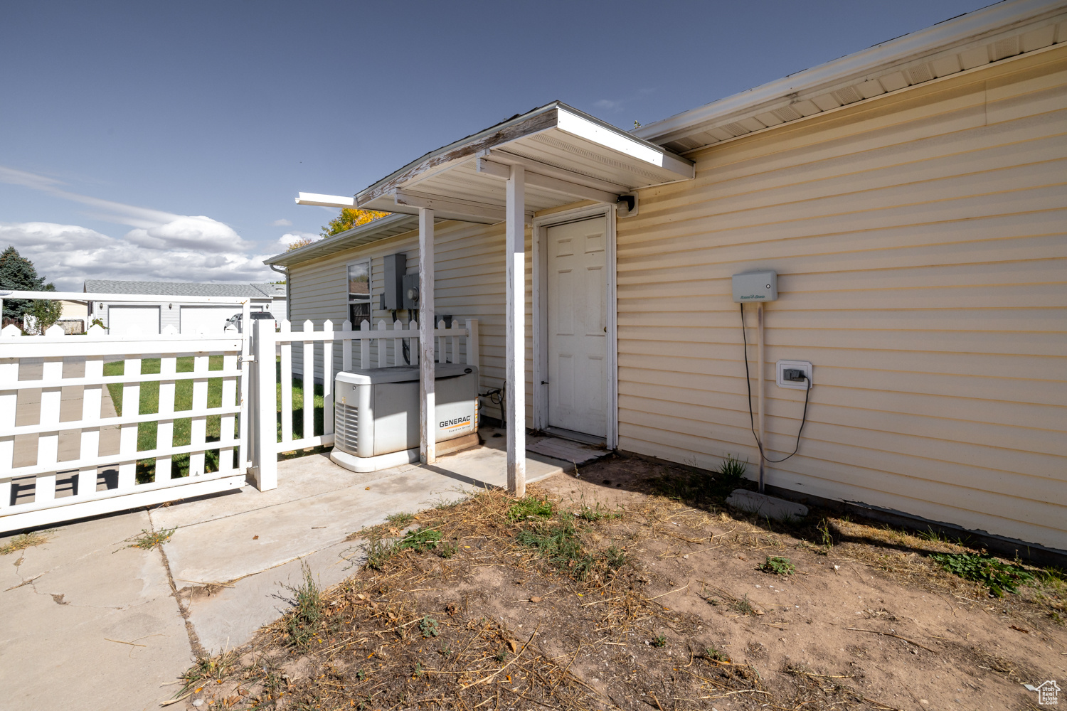 PINE MEADOWS MOBILE HOME COMMUNITY PUD - Residential