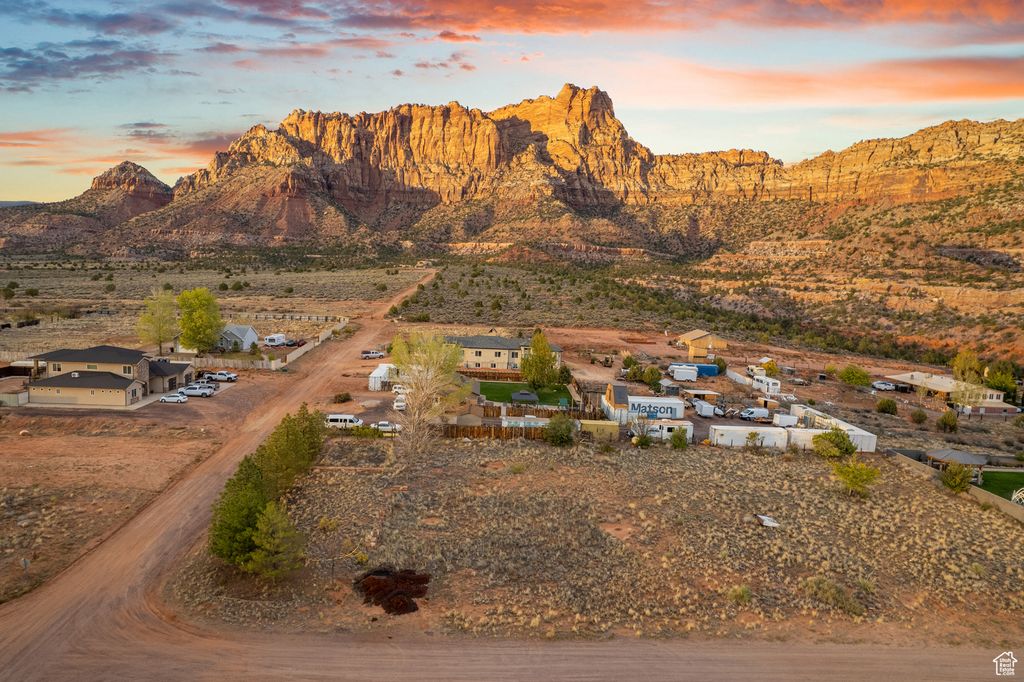 Photo of 920 N ELM ST, Hildale, UT 84784 (MLS # 2119770)