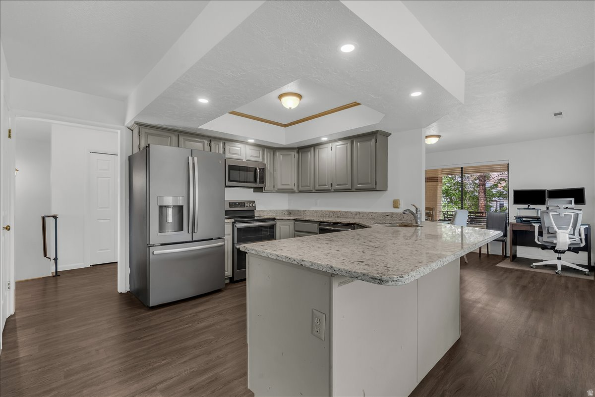 BLOOMINGTON COUNTRY CLUB 8 - Residential