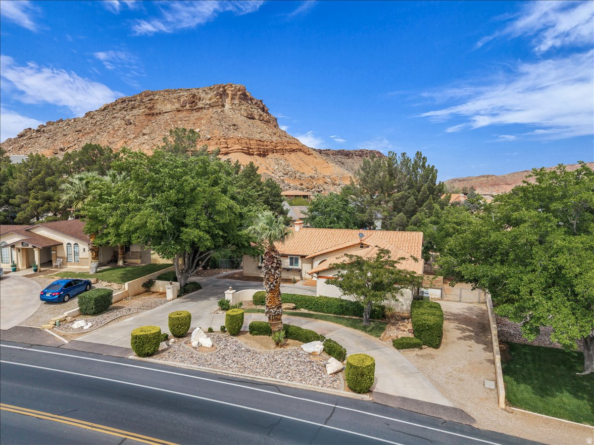 BLOOMINGTON COUNTRY CLUB 8 - Residential