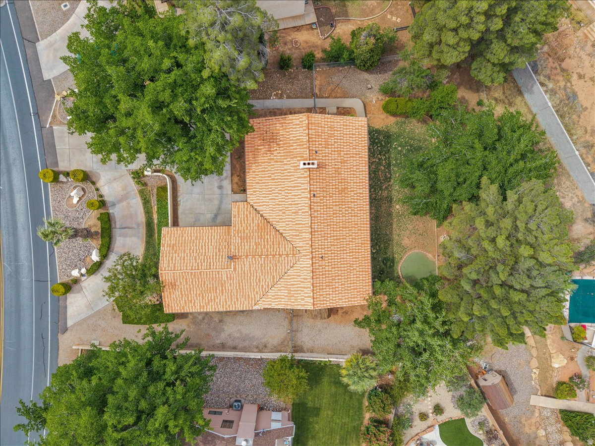 BLOOMINGTON COUNTRY CLUB 8 - Residential