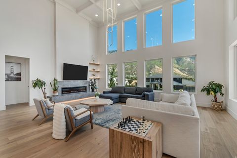 Tiny photo for 516 E SAVANNAH CIR N, Alpine, UT 84004 (MLS # 2140165)