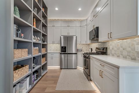 Tiny photo for 516 E SAVANNAH CIR N, Alpine, UT 84004 (MLS # 2140165)