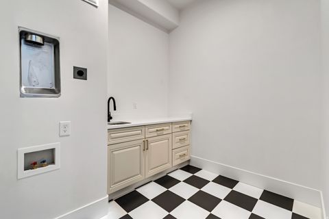 Tiny photo for 516 E SAVANNAH CIR N, Alpine, UT 84004 (MLS # 2140165)