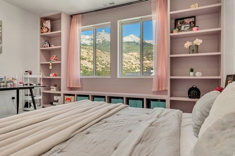 Tiny photo for 516 E SAVANNAH CIR N, Alpine, UT 84004 (MLS # 2140165)