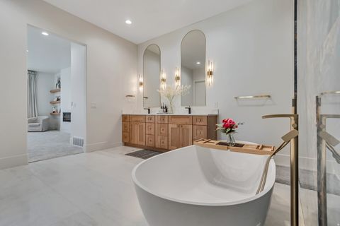 Tiny photo for 516 E SAVANNAH CIR N, Alpine, UT 84004 (MLS # 2140165)