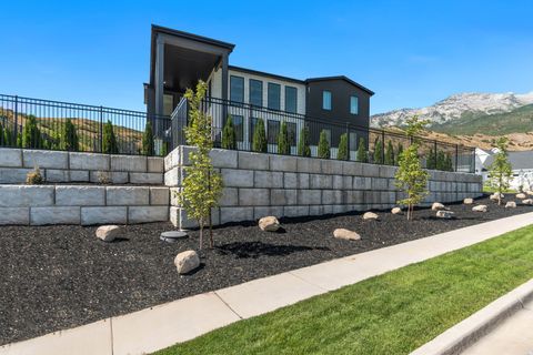 Tiny photo for 516 E SAVANNAH CIR N, Alpine, UT 84004 (MLS # 2140165)