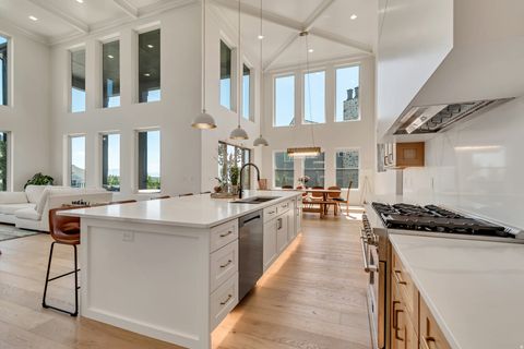 Tiny photo for 516 E SAVANNAH CIR N, Alpine, UT 84004 (MLS # 2140165)