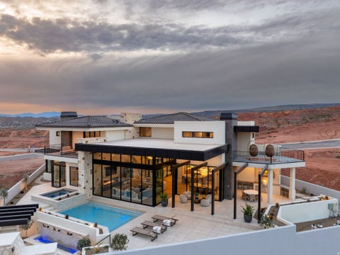 Tiny photo for 298 E COLIMA RD, Washington, UT 84780 (MLS # 2138317)