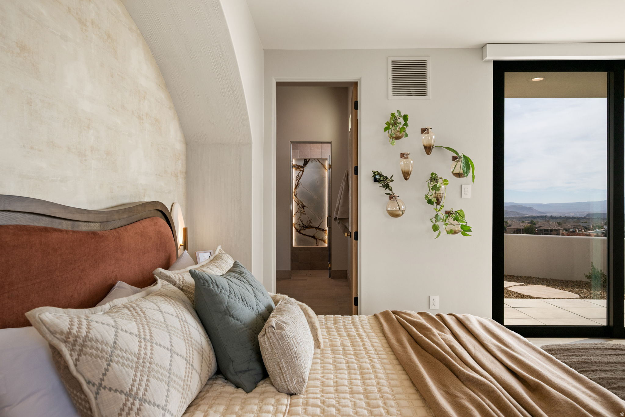 SOLENTE - Residential