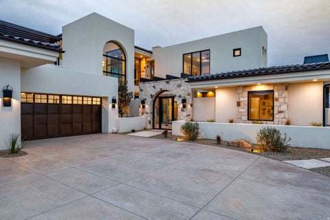 Tiny photo for 298 E COLIMA RD, Washington, UT 84780 (MLS # 2138317)