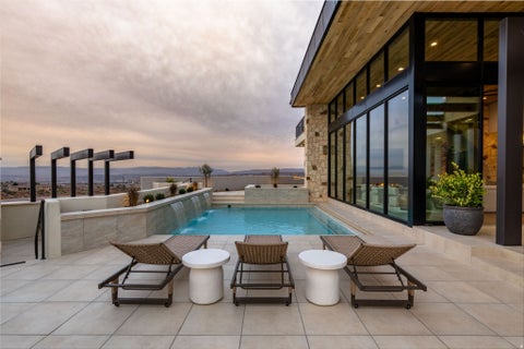 Tiny photo for 298 E COLIMA RD, Washington, UT 84780 (MLS # 2138317)