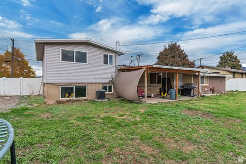 Tiny photo for 388 E 600 S, Payson, UT 84651 (MLS # 2118341)