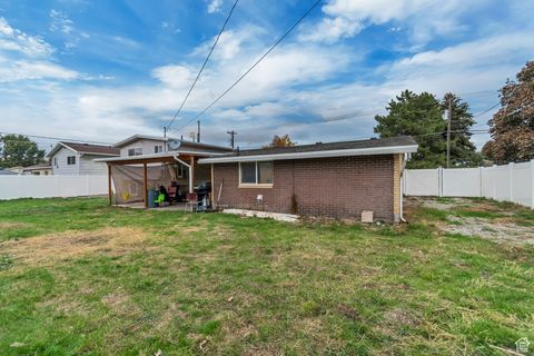 Tiny photo for 388 E 600 S, Payson, UT 84651 (MLS # 2118341)