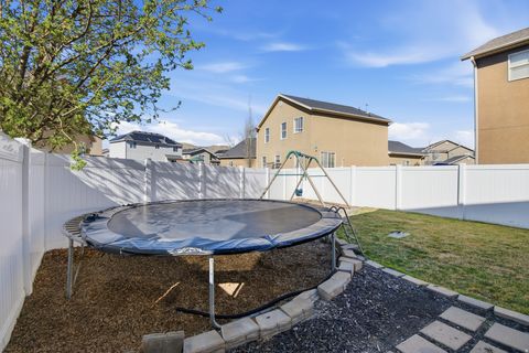 Tiny photo for 3476 W NEW LAND LOOP N #3, Lehi, UT 84043 (MLS # 2144992)
