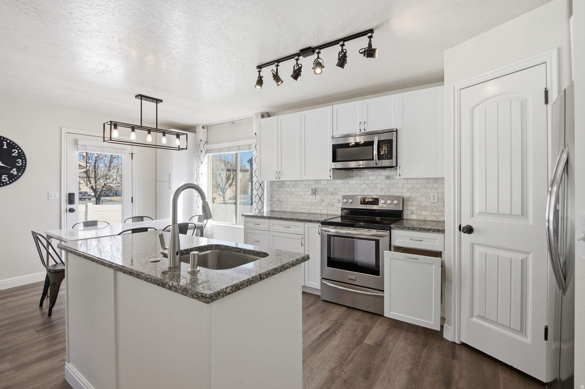 PILGRIMS LANDING - Residential