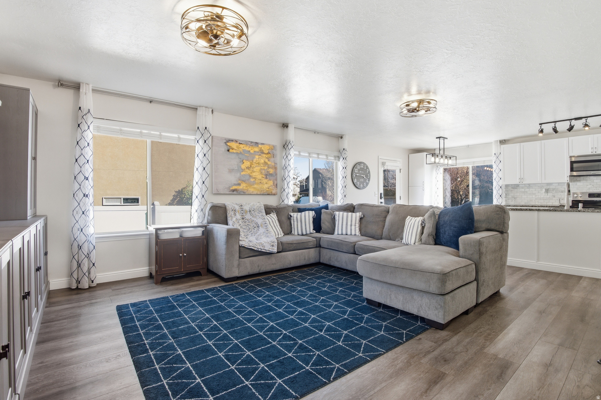 PILGRIMS LANDING - Residential