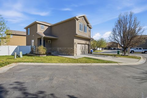 Tiny photo for 3476 W NEW LAND LOOP N #3, Lehi, UT 84043 (MLS # 2144992)