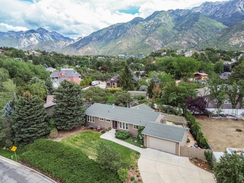 Photo of 11339 S HIGH MESA DR, Sandy, UT 84092 (MLS # 2183847)
