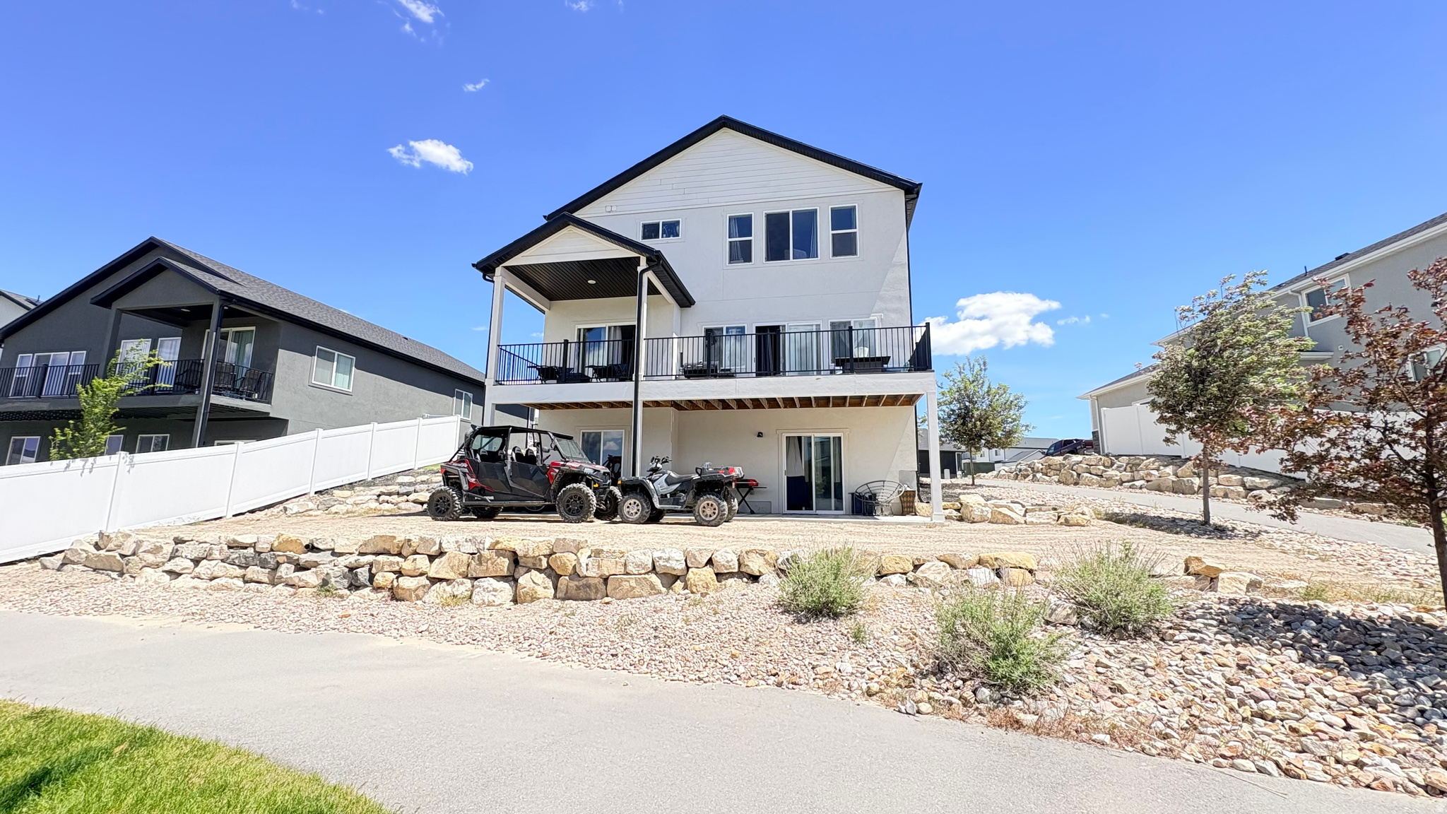 LONE TREE AT CIRCLE FIVE RANCH - Residential