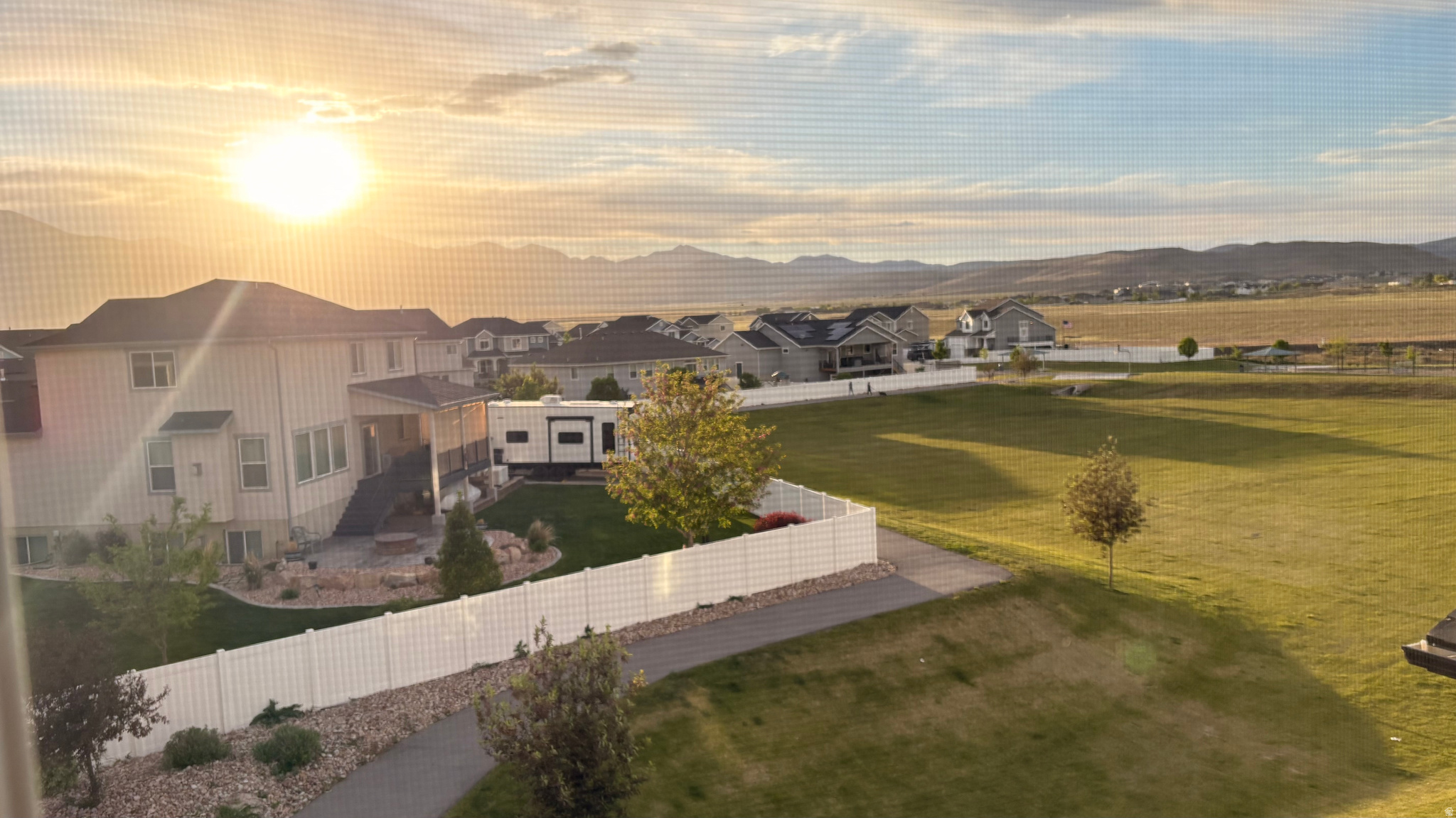 LONE TREE AT CIRCLE FIVE RANCH - Residential