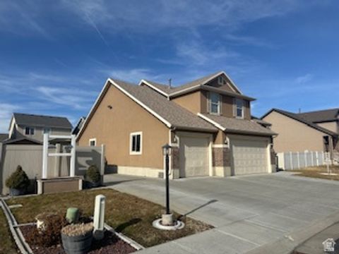Tiny photo for 2499 S LAUREL ST, West Haven, UT 84401 (MLS # 2135158)