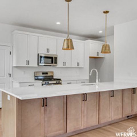 Tiny photo for 6814 W 11800 S, South Jordan, UT 84009 (MLS # 2136344)