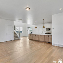 DAYBREAK - Residential