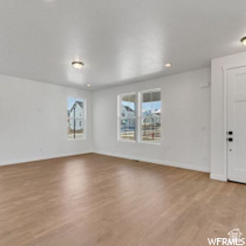 Tiny photo for 6814 W 11800 S, South Jordan, UT 84009 (MLS # 2136344)