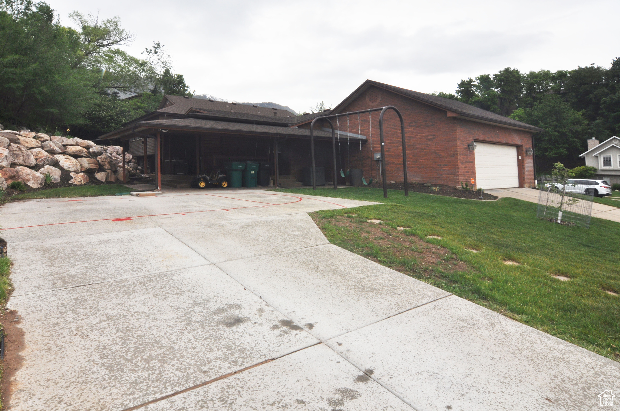 2539 E Oak Ln, Layton, Utah image 5