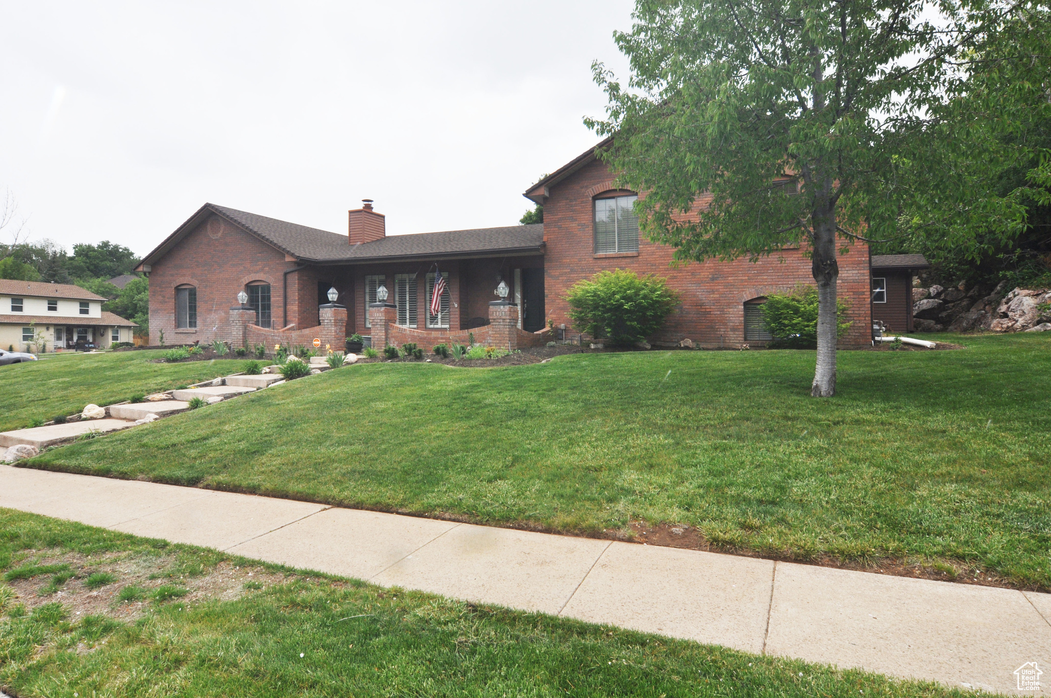 2539 E Oak Ln, Layton, Utah image 2