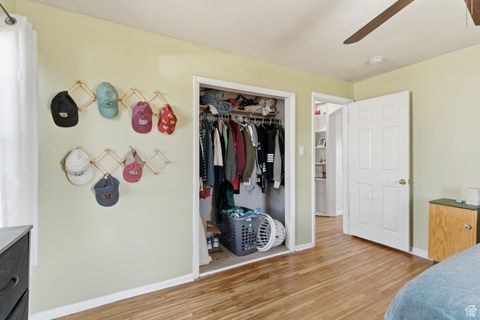 Tiny photo for 326 N 800 W, Orem, UT 84057 (MLS # 2116949)