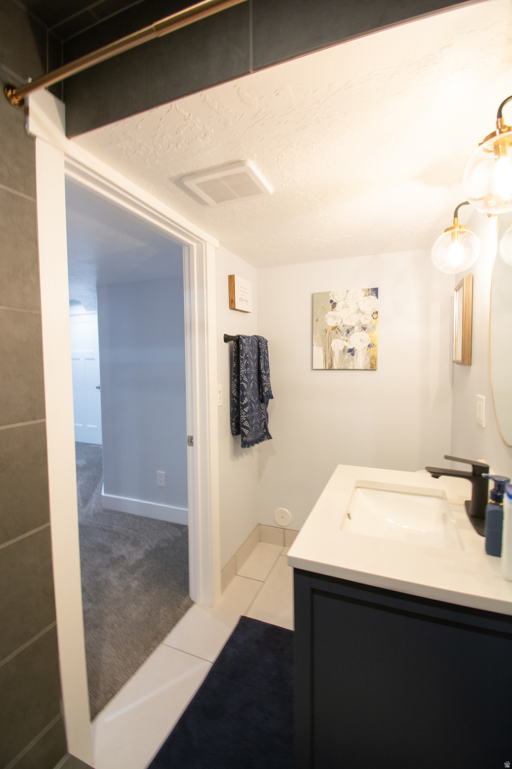 SILVERLAKE - Residential Lease