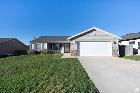 Photo of 436 W 2075 N, Cedar City, UT 84721 (MLS # 2119656) Photo of 436 W 2075 N, Cedar City, UT 84721 (MLS # 2119656)