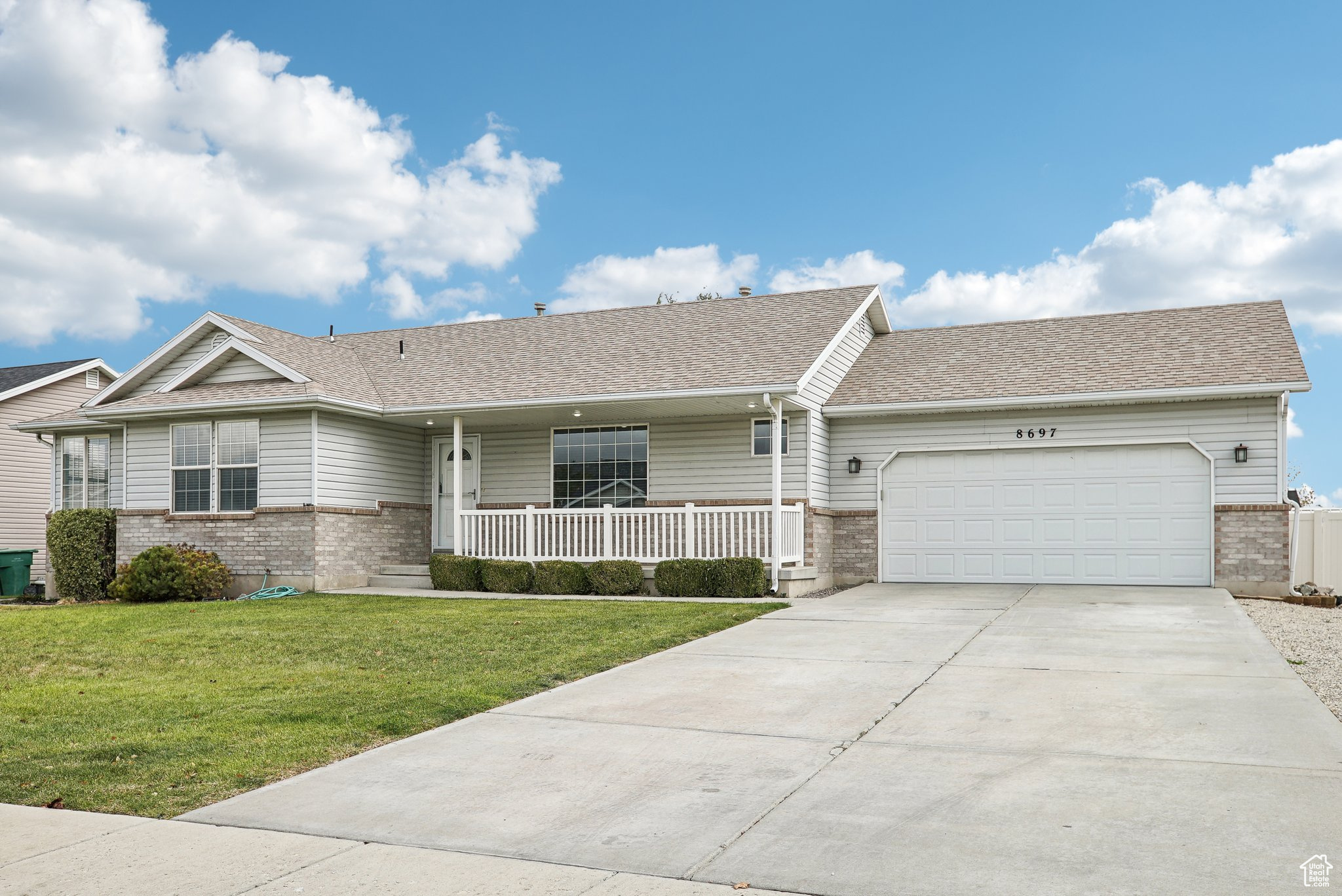 8697 S Mcginnis Ln, West Jordan, Utah image 2