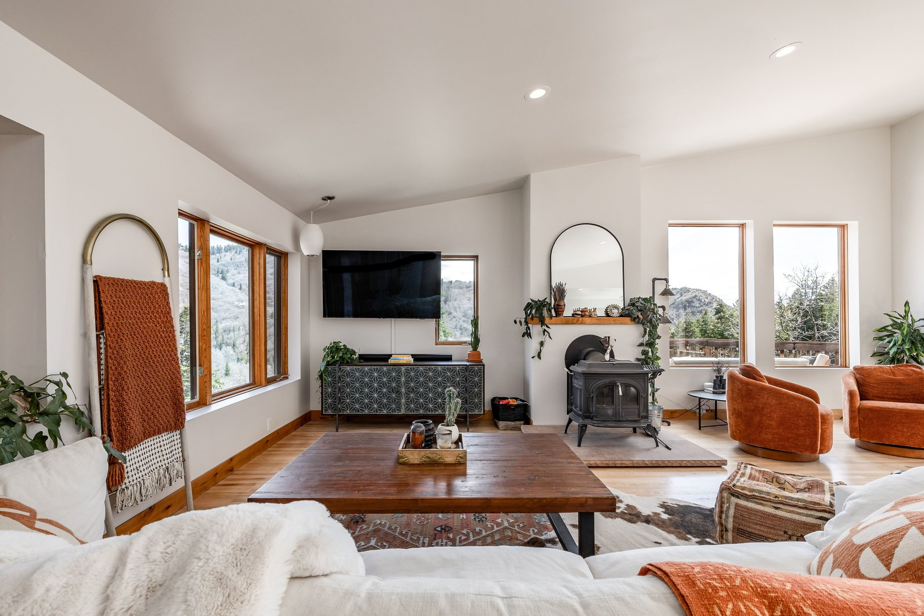 THE GROVES - Residential