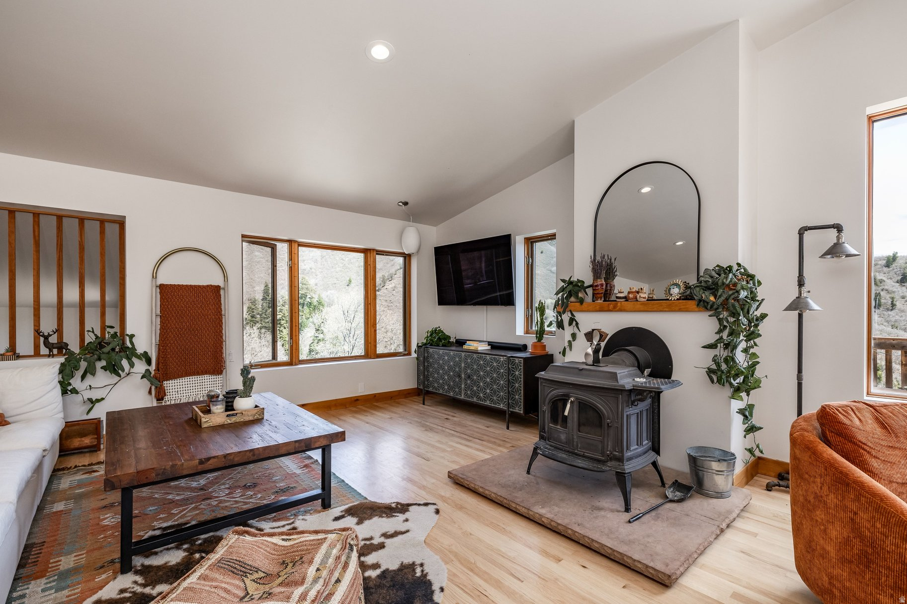 THE GROVES - Residential