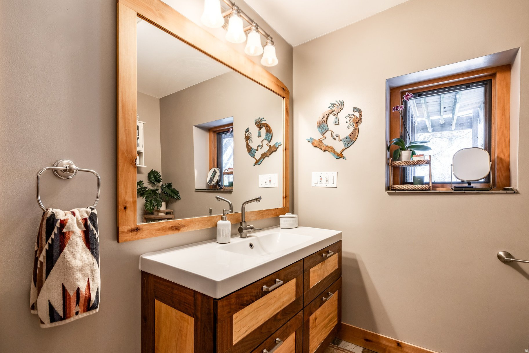 THE GROVES - Residential