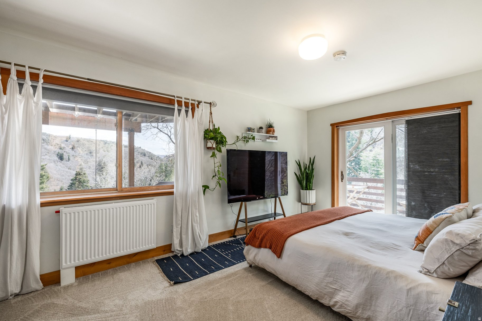 THE GROVES - Residential