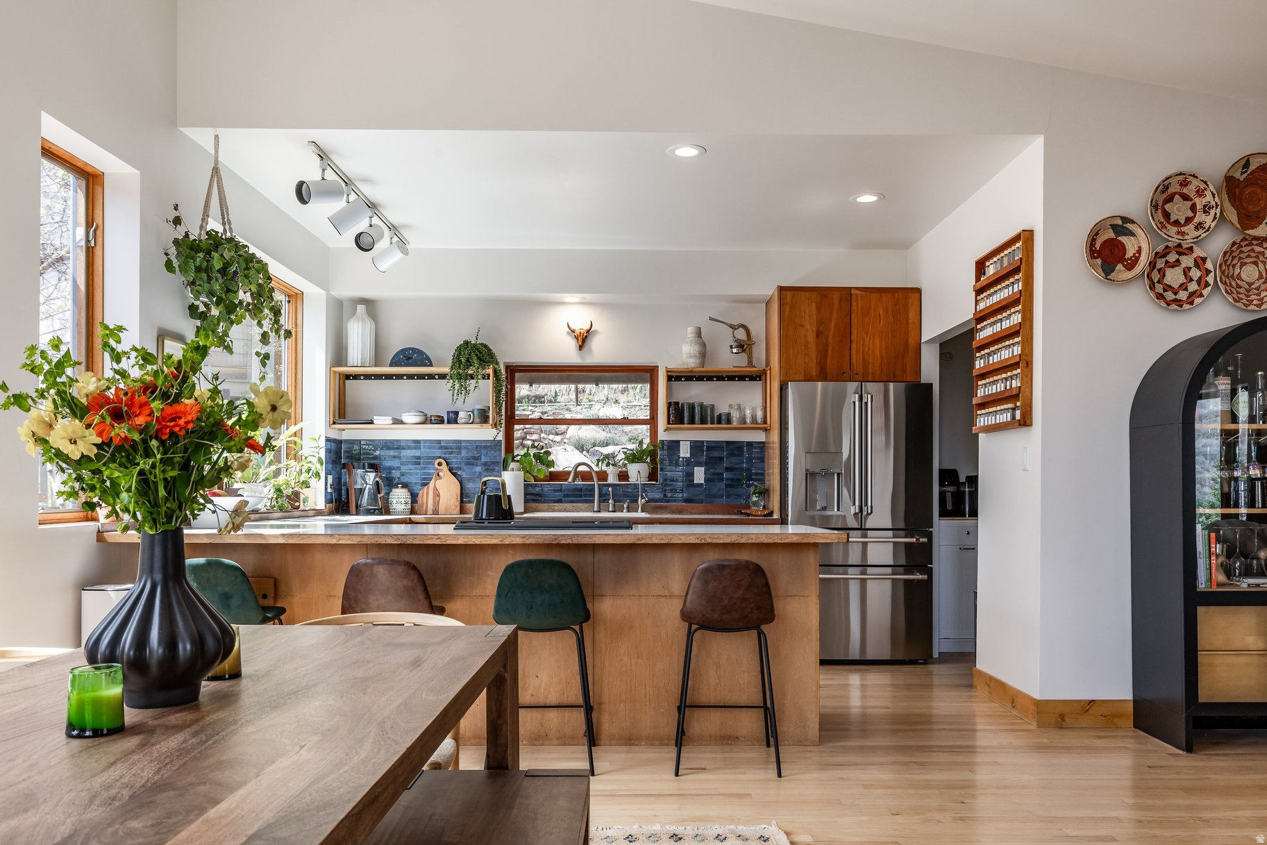 THE GROVES - Residential