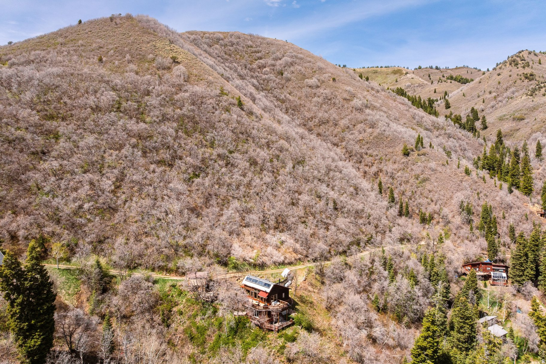 THE GROVES - Residential