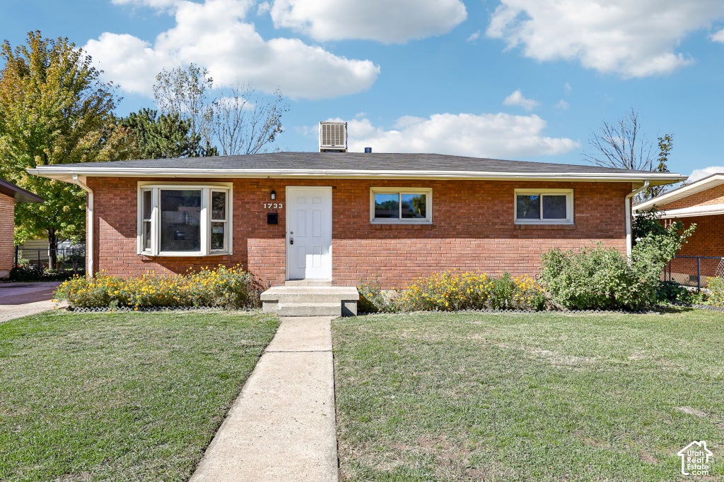 Photo of 1733 N 350 W, Sunset, UT 84015 (MLS # 2192760)