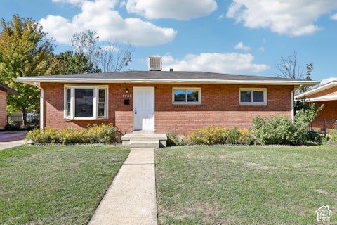 Photo of 1733 N 350 W, Sunset, UT 84015 (MLS # 2192760)