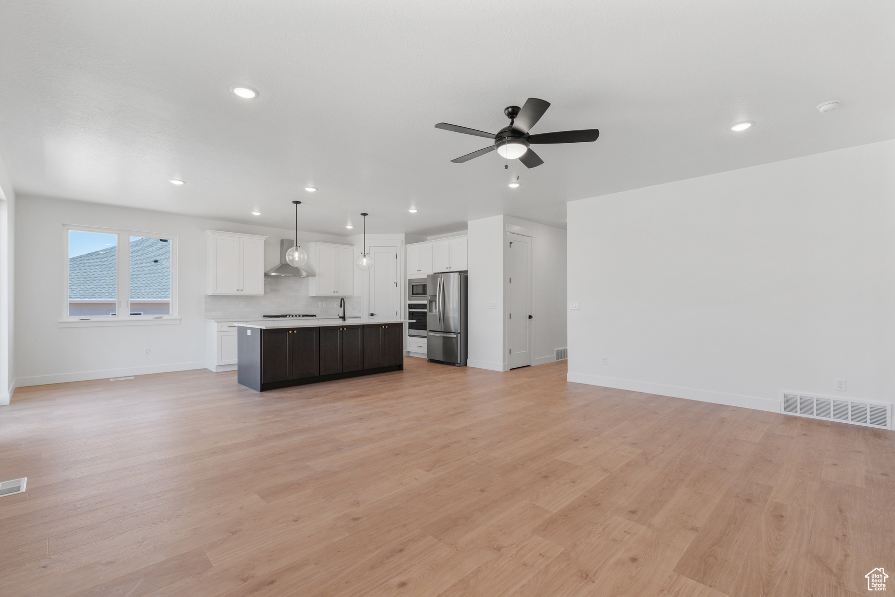 VISTAS AT SUMMIT RDG - Residential