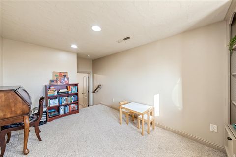 Tiny photo for 300 W 2350 S, Washington, UT 84780 (MLS # 2132916)
