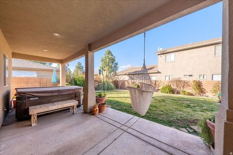 Tiny photo for 300 W 2350 S, Washington, UT 84780 (MLS # 2132916)