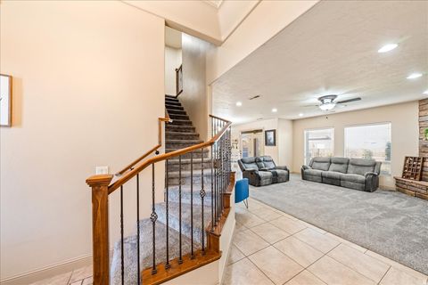 Tiny photo for 300 W 2350 S, Washington, UT 84780 (MLS # 2132916)
