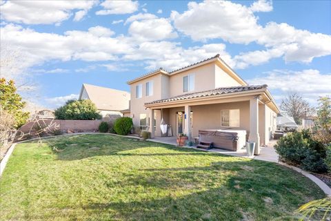 Tiny photo for 300 W 2350 S, Washington, UT 84780 (MLS # 2132916)