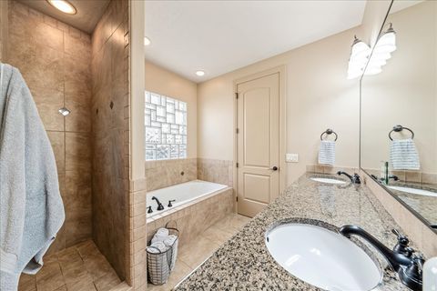 Tiny photo for 300 W 2350 S, Washington, UT 84780 (MLS # 2132916)