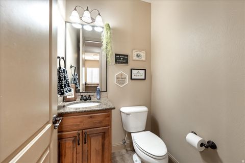 Tiny photo for 300 W 2350 S, Washington, UT 84780 (MLS # 2132916)